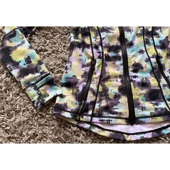 Lululemon Define Full Zip COLORFUL SPRINGSCAPE TRACK JACKET women’s sz 8 M - Picture 6 of 9